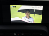 テレビ映像を画面で楽しめる装備です。お出かけの合間など、停車中のひとときに番組を視聴でき、待ち時間を有意義に過ごしたい方にも便利。落ち着いて映像を楽しめるのがうれしいポイントです。