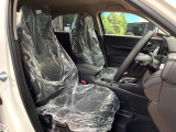 もちろん車内はキレイです♪よりクリーンな状態をキープしたいお客様には『ナノゾーンコート』がおすすめ!新型コロナウイルス対策や、除菌・消臭に効果を発揮し多くの方にご好評いただいております。