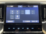 【純正10インチナビ】人気の大型10インチナビを装備。存在感のある大画面はインパクトも大!ナビ利用時のマップ表示は見やすく、テレビやDVDは臨場感がアップ!いつものドライブがグッと楽しくなります。