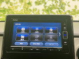 使いやすいインターフェースのナビ・オーディオ。運転中に必要な情報を的確に表示し、快適なドライブをサポートします。