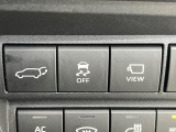 【ハンズフリーパワーバックドア】リアバンパー下部に足先を出し入れするだけでバックドアが自動で開閉♪両手が荷物でふさがっている時でもラクラク開閉操作が行えます!