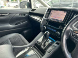 彦根インターからお車で3分とアクセス便利!近くには有名観光地の彦根城もありますので、観光と合わせてのご来店も良いですね♪活気溢れる自慢のスタッフがお客様のご来店をお待ちしております!