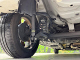 お車を安心してお乗りいただく為には、足回りの定期点検が欠かせません。サービスサポート(有償保証)では無料点検もご提供しており、安心のカーライフをお過ごしいただけるサポート体制が整っています。