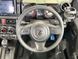【純正革巻きステアリング】上質な革を使用することで、手にしっかり馴染みとても運転しやすいハンドルです♪