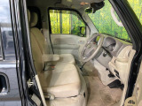 運転席シート廻りは使用感も少なく、良好な状態となっています。丁寧に使われていたことがよくわかりますね。