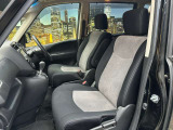 車内もキレイで嫌な臭いもありません☆車内の臭い、汚れが気になる方は内装のスチームクリーナーも施工可能です♪