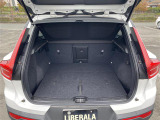 ◆LIBERALAは、輸入車選びの新たなスタイルを提案するインポート・セレクト・ブランドです。オーナー様となる方がクルマから直接感じる感性を第一にした、最良の一台との出会いをコーディネートいたします。