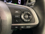 【レーダークルーズコントロール】高速道路での長距離走行が楽に!!自動で速度を保つクルーズコントロールが、衝突軽減システムと連携し、前方の車両を感知して車間を保つように速度調節してくれます!!