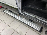 【電動サイドステップ】車高の高いお車でも、これがあれば小さいお子様の乗り降りも楽々♪スライドドアと連動して作動する為、煩わしい操作は不要です!