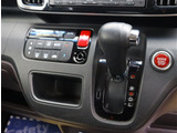 『1台』のお車に対して、こだわって仕入れを行っております。オプション装備装着車となります!