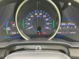 視認性の高いメーター類が、運転に必要な情報を的確に伝えます。運転に集中できる環境が整っています。