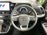 【純正革巻きステアリング】上質な革を使用することで、手にしっかり馴染みとても運転しやすいハンドルです♪