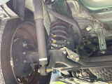 お車を安心してお乗りいただく為には、足回りの定期点検が欠かせません。サービスサポート(有償保証)では無料点検もご提供しており、安心のカーライフをお過ごしいただけるサポート体制が整っています。