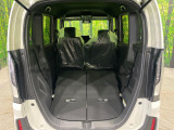 普段のお買い物や通勤、送迎等に十分な荷室スペースを確保しております。セカンドシートを倒すと、大きな荷物の積載も可能です♪