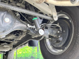 お車を安心してお乗りいただく為には、足回りの定期点検が欠かせません。サービスサポート(有償保証)では無料点検もご提供しており、安心のカーライフをお過ごしいただけるサポート体制が整っています。