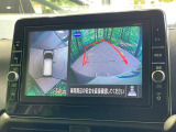 【アラウンドビューモニター】専用のカメラにより、上から見下ろしたような視点で360度クルマの周囲を確認することができます☆死角部分も確認しやすく、狭い場所での切り返しや駐車もスムーズに行えます。
