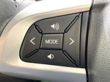 【ステアリングスイッチ】運転中、前方から目線をそらすことなく、オーディオ等の操作が可能な便利機能!安心&快適なドライブを演出してくれます♪