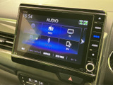 多彩な音源に対応し、車内を豊かなサウンド空間に変えます。高音質で音楽やラジオを楽しめる、充実のオーディオシステムです。