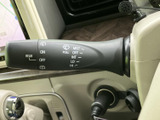 雨天時でもクリアな視界を確保できます。 スムーズな操作で、運転の安全性を高めます。悪天候時でも安心です。