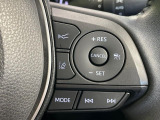 【レーダークルーズコントロール】高速道路での長距離走行が楽に!!自動で速度を保つクルーズコントロールが、衝突軽減システムと連携し、前方の車両を感知して車間を保つように速度調節してくれます!!