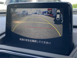 【 バックカメラ 】便利なバックカメラ装備で安全確認を頂けます。駐車が苦手な方にもオススメな便利機能です♪