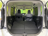 普段のお買い物や通勤、送迎等に十分な荷室スペースを確保しております。セカンドシートを倒すと、大きな荷物の積載も可能です♪