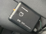 【ETC】高速道路の料金所をストレスなく通過!話題のスポットやサービスエリアに多い「スマートIC」利用時は必須のアイテムです。当店でセットアップを実施、ご納車当日からすぐにご利用いただけます!