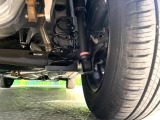 お車を安心してお乗りいただく為には、足回りの定期点検が欠かせません。サービスサポート(有償保証)では無料点検もご提供しており、安心のカーライフをお過ごしいただけるサポート体制が整っています。