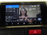 【TV】停車中であれば、テレビを楽しむこともできるので、ドライブ中の休憩中に気分転換や車の中で時間をつぶすことだってできます♪