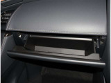 助手席前グローブBOX