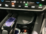 専門業者にて内外装のクリーニングを実施しております!