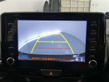 バックガイドモニターで、後方を確認しながら安心して駐車することができます。運転初心者も熟練者も必須の機能ですよ!