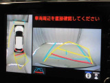 パノラミックビューモニター付きです。車両を上から見たような映像をディスプレイオーディオ画面に表示。運転席からの目視だけでは見にくい、車両周辺の状況をリアルタイムでしっかり確認できます。
