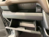 納車前にはプロのメカニックが点検、整備を行いますので安心してお乗り頂けます!!
