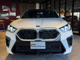 ☆BMWの代名詞とも言える【キドニーグリル】一目見ただけでBMW車であると認識できる確固たるアイコンとして存在感を放ちます☆