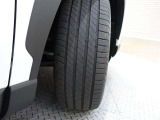 タイヤサイズは225/50R18となっております♪