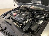 こちらがレクサスの心臓部です。スチーム洗浄で綺麗にクリーニング済みです。ご納車前に点検整備、消耗品の交換を行い、お渡しいたします。