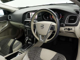 V40 T3 モメンタム 