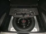 スペアタイヤ付きです!車に常時装備することで、もしもの時の備えとしてすごく安心です♪