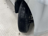 タイヤサイズは145R12LT!残り溝は5ミリ程度です!スペアタイヤがついていて、不測の事態が起きても安心です!