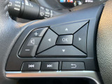 オーディオやメーターディスプレイの操作スイッチです。