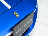 サスペンションのセッティング最適化により、サーキットでのダイナミックな走行からワインディングまで、路面を正確に捉える接地感を提供します。
