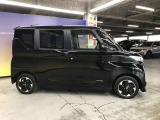 エンジンルーム、室内、クリーニング済みです。厳選したお車を屋内展示場にて展示中☆車両品質には自信がございます!ぜひ一度ご来店ください!!