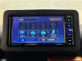 Bluetooth対応、CD/DVD再生機能付き。お好きな音楽を聴きながらのドライブは楽しいですよね〜♪