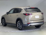 【ワイド保証】日産販売店の中古車には、無料で保証が付いています。走行距離無制限で、無料保証期間は1年間から。品質に自信があるから実現した、日産ならではの保証です。