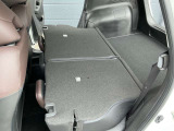 開口部が大きく荷物の積み下ろしがしやすいラゲッジスペースです