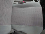 【運転席シート】へたりがちな運転席も大きなへたりがなく、綺麗な状態です。