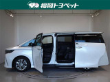 両側パワースライドドア付きだから、狭い駐車スペースなどでの 乗り降りラクラク!小さなお子さまのいるご家庭には嬉しい装備。