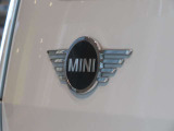リヤのMINIエンブレム☆