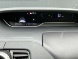 メーター内のディスプレイには運転をサポートするさまざまな情報を表示。